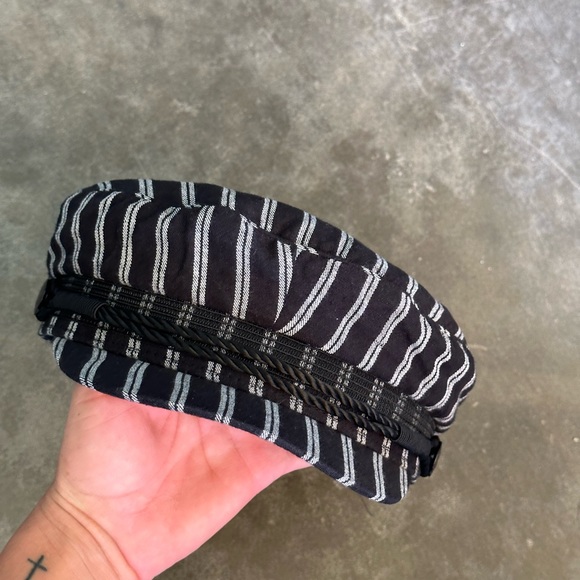 NWOT - Billabong Women’s Cap - Picture 5 of 9